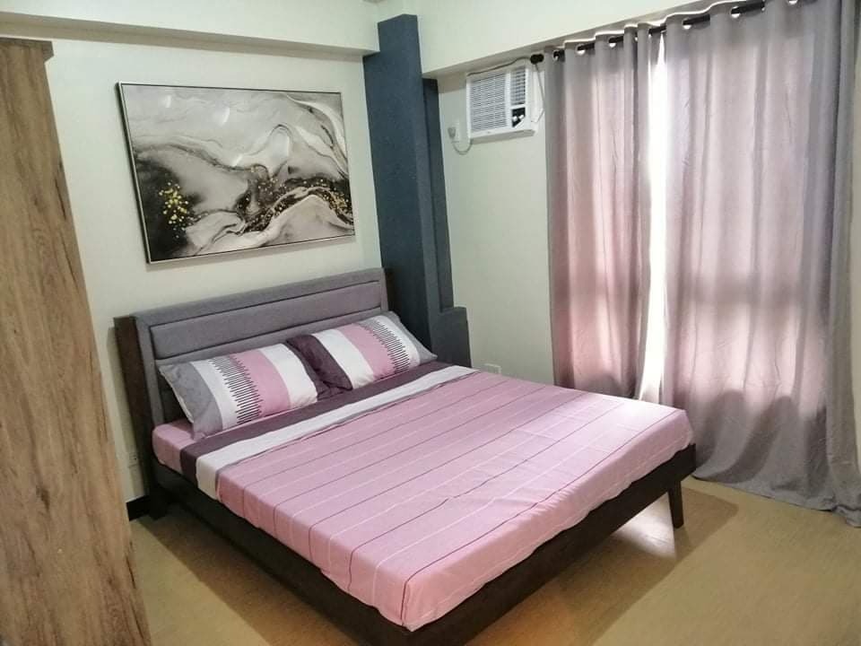 SHERIDAN34XXN For Rent Fully Furnished 2BR Unit with Balcony at