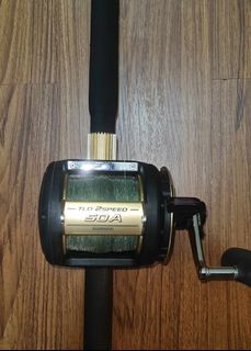 Shimano TLD 50II 2-Speed Graphite Trolling Fishing Reel, TLD50IIA. Comes w 50 lb. line and Tuna Hauler Rod