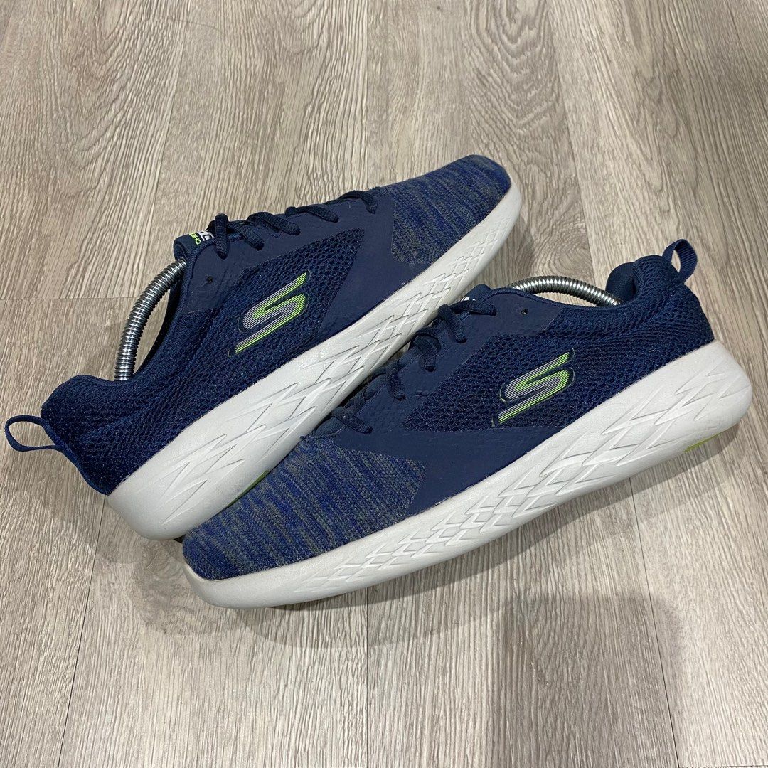 Skechers gorun 9.5uk b360 Men s Fashion Footwear Sneakers on