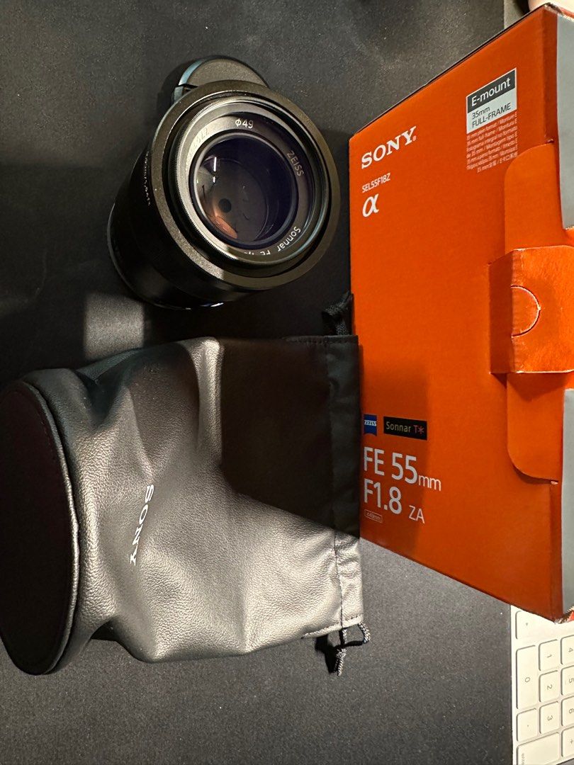 Sony 55mm 1.8 ZA, Photography, Lens & Kits on Carousell