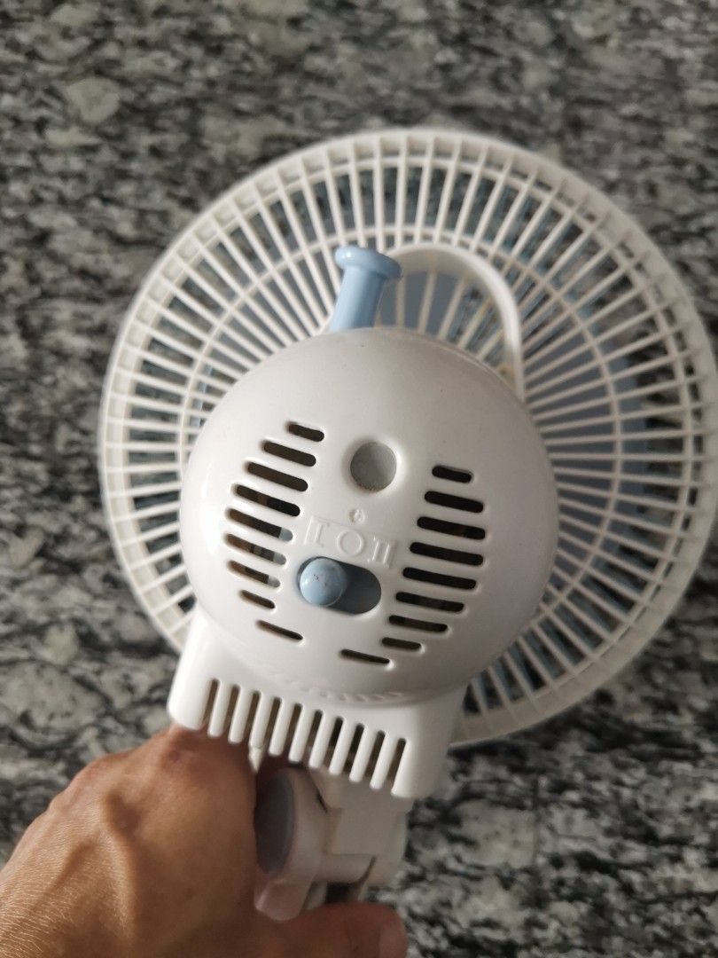 Soundtech 7" clip on fan (AC220v), Furniture & Home Living, Lighting