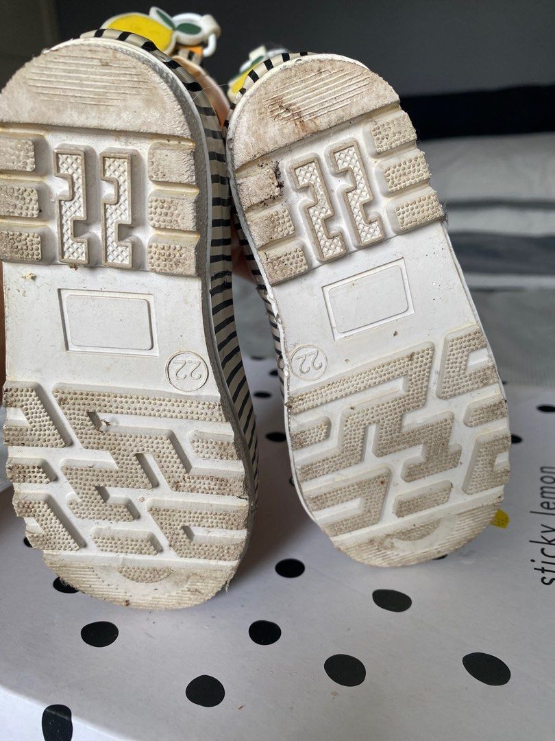 Sticky lemon rubber boots rain boots wellies, Babies & Kids, Babies