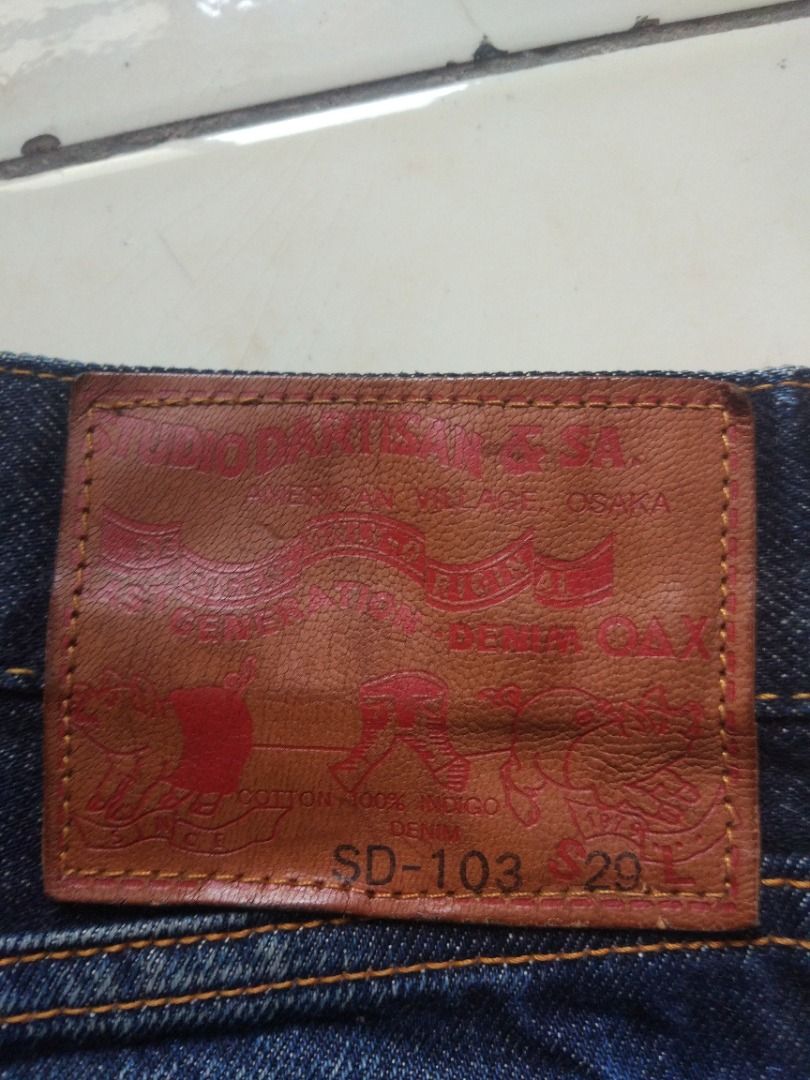 Studio d Artisan Selvedge Jean 27.5 actual (Category: Jeans) located in Pasay City. Submitted by denimdude.ph (Listing ID 1239532509, Image 3). Description: length looks altered repaired hole (last pic).