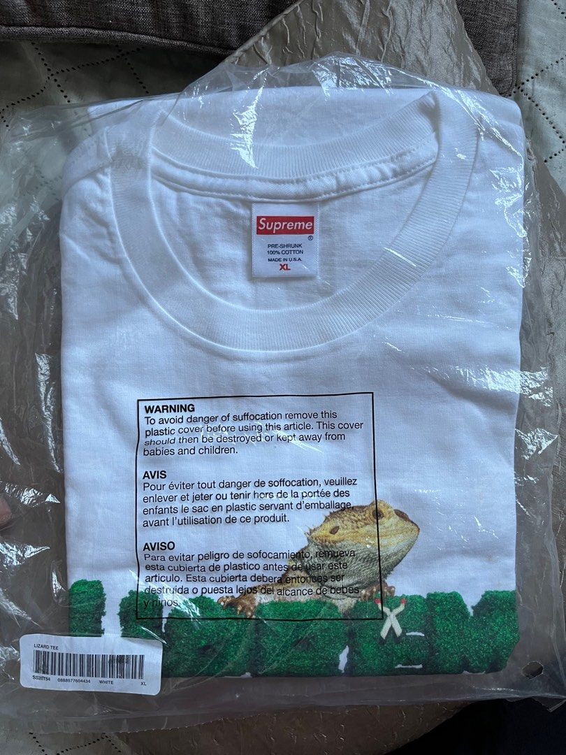 Supreme shirt, Men's Fashion, Tops & Sets, Tshirts & Polo Shirts