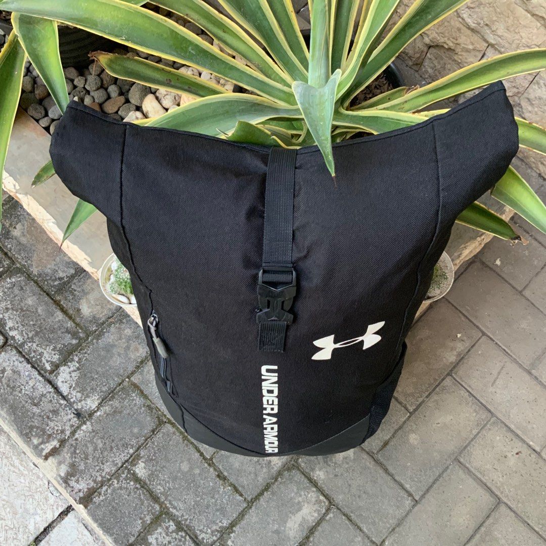 UNDER ARMOUR UA STORM ROLL TRANCE SACKPACK ROLLTOP BACKPACK on Carousell