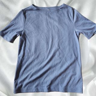(Category: ) located in . Submitted by c.c_preloved (Listing ID 1239566037, Image 1). Description: .
