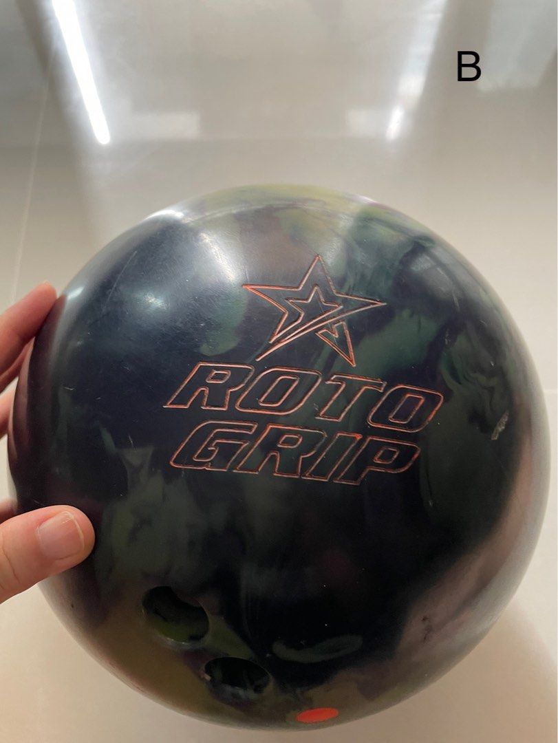 Used bowling ball, Sports Equipment, Sports & Games, Billiards