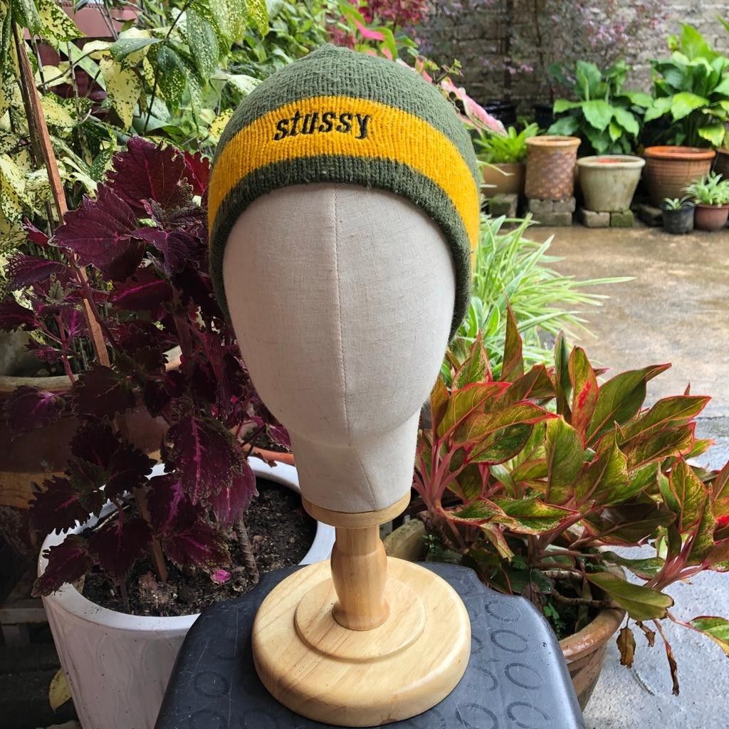 VINTAGE 90S STUSSY BEANIE, Men's Fashion, Watches & Accessories