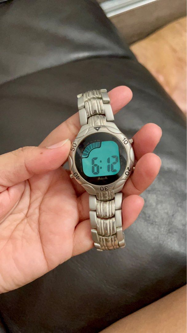 Aqua 2025 watch digital