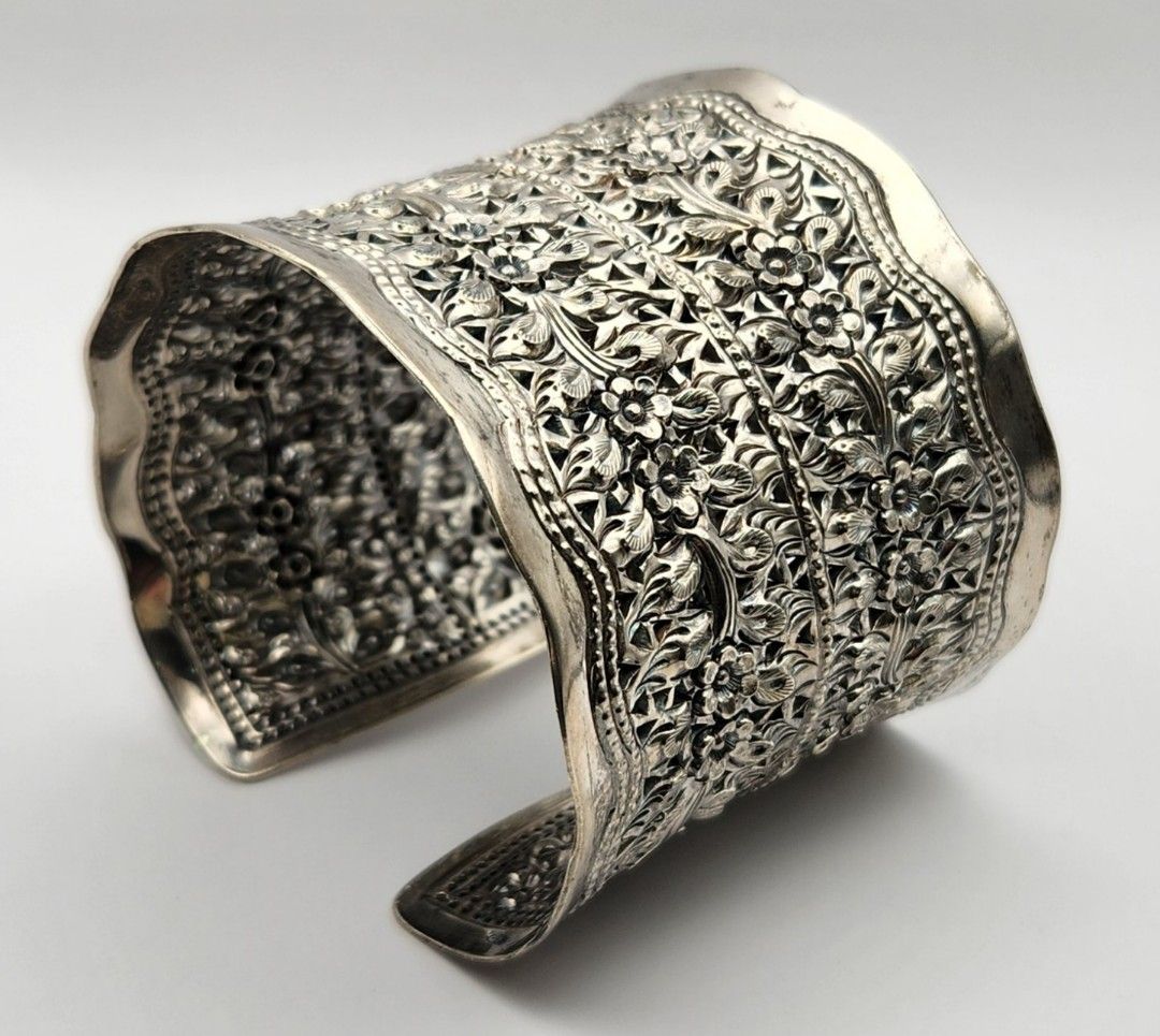 Tjc hot sale silver bangles