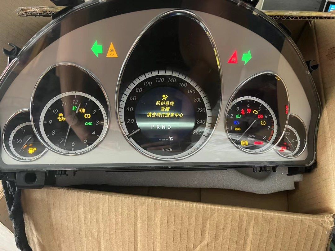 w204 w207 w212 Mercedes instrument cluster/speedometer, Car Accessories