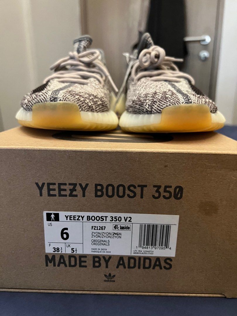 Yezzy 350 v2 zyon top