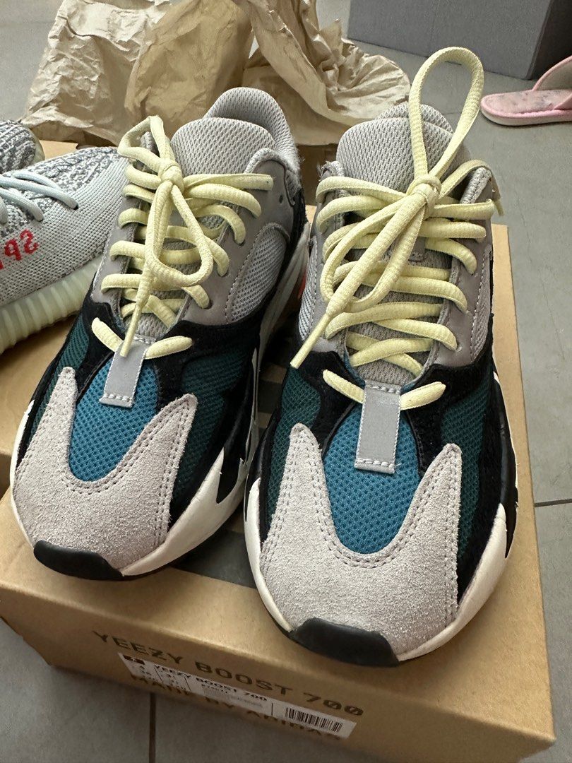 Yeezy 700 girls hot sale