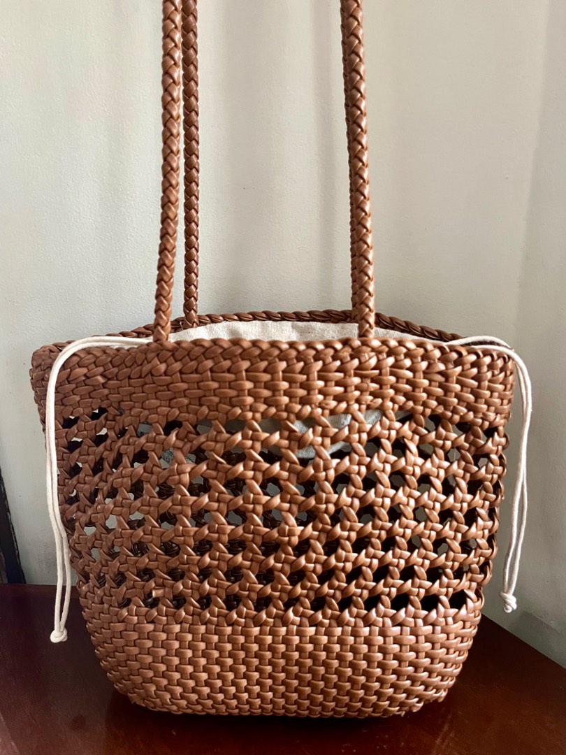 Zara Tan Woven Shoulder Bag