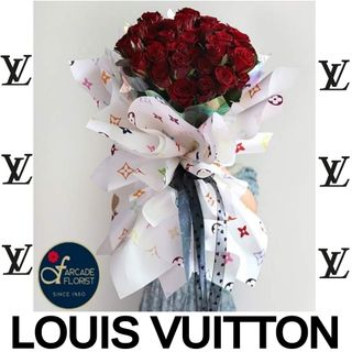 💖33 Stalks Fresh-Cut Roses🌹with a LV design paper wrapper (Fresh  Flower Bouquet)