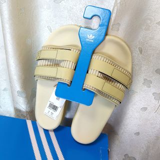 （分類：）位於 。 由 verygood.night 提交（商品編號 1239787874，圖片 1）。簡介： 。