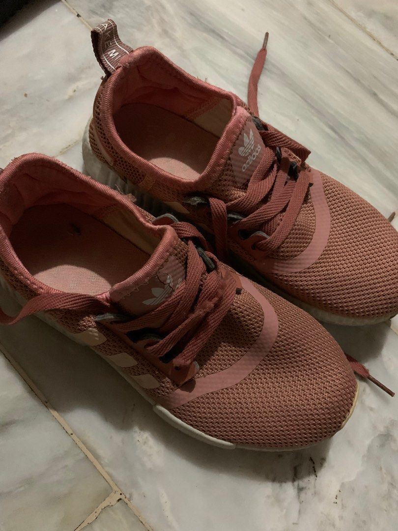 Adidas old shop rose shoes