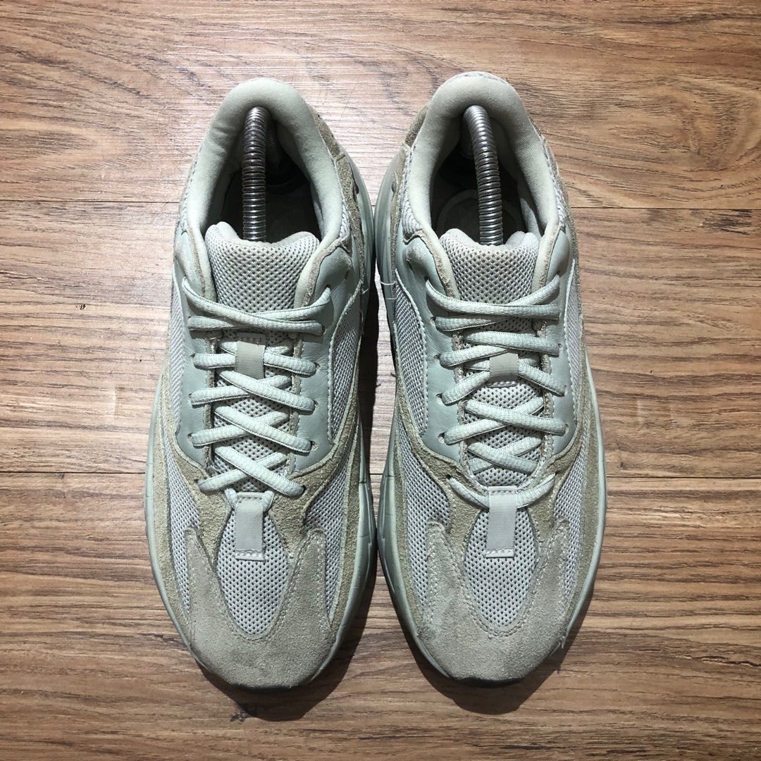 158sir yeezy 700 2025