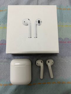 Airpods 1st gen (with defect)