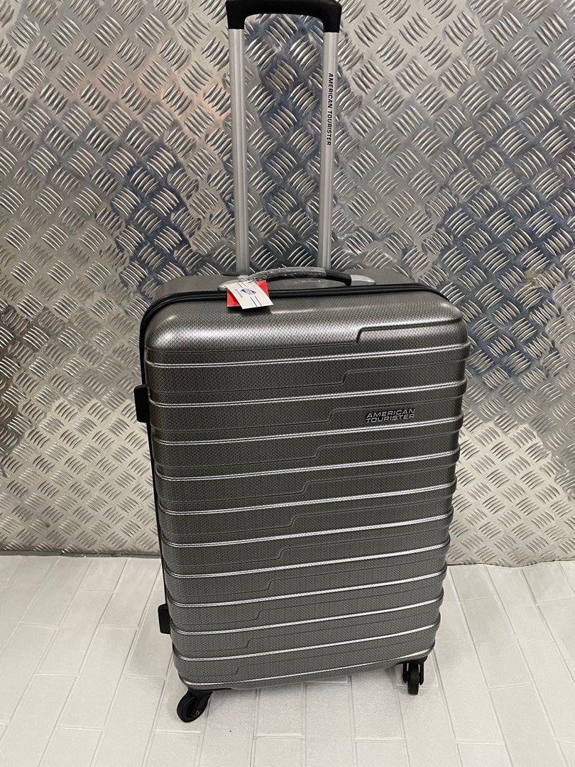 American Tourister 26 American Tourister 26 inch luggage 68 x 45 x 28cm Carousell