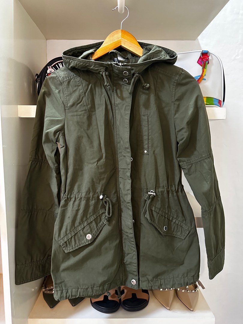 H&m divided online green jacket