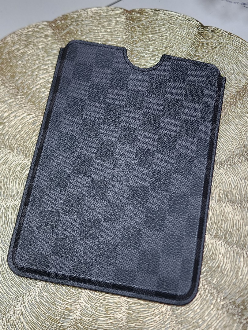 LOUIS VUITTON Damier Graphite iPad Mini Hardcase 128941