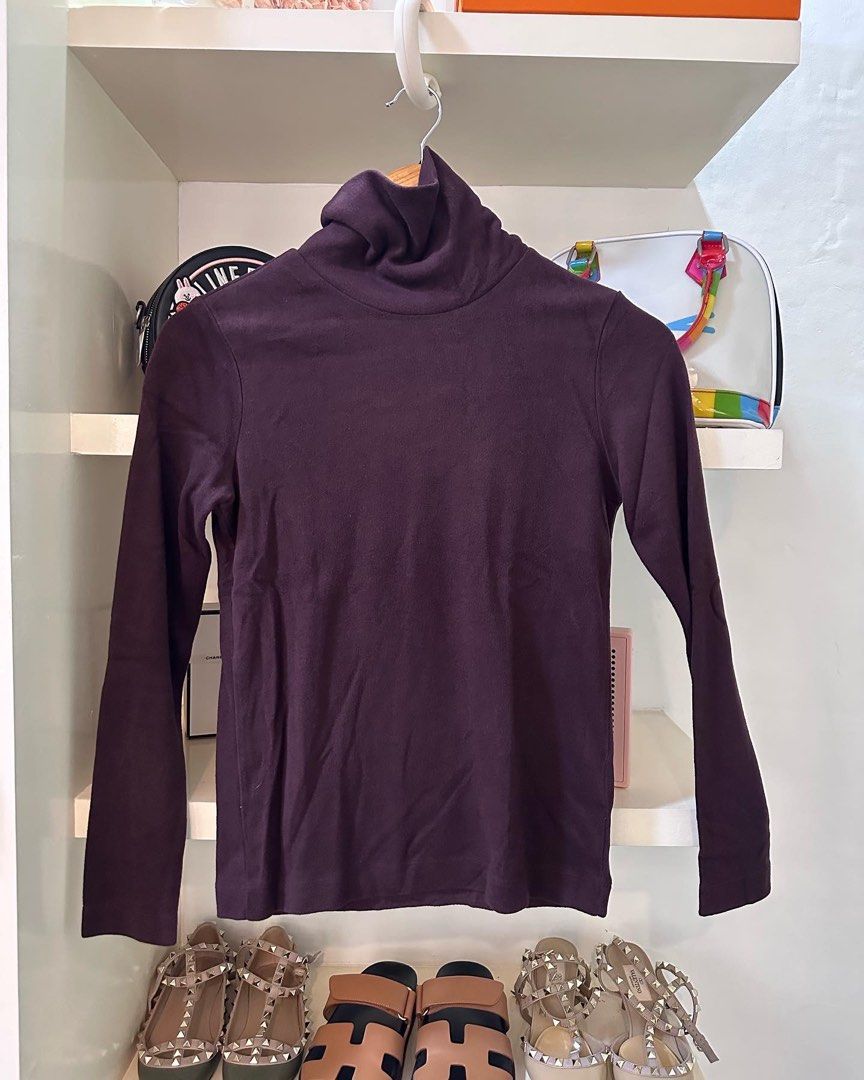AUTHENTIC UNIQLO HEATTECH TURTLENECK WINE RED Women s Fashion