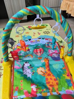 Baby gym