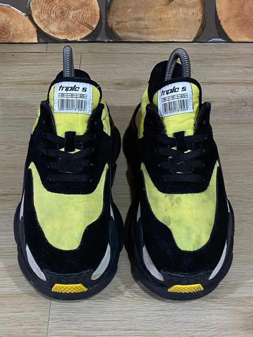 balenciaga triple s v2 black