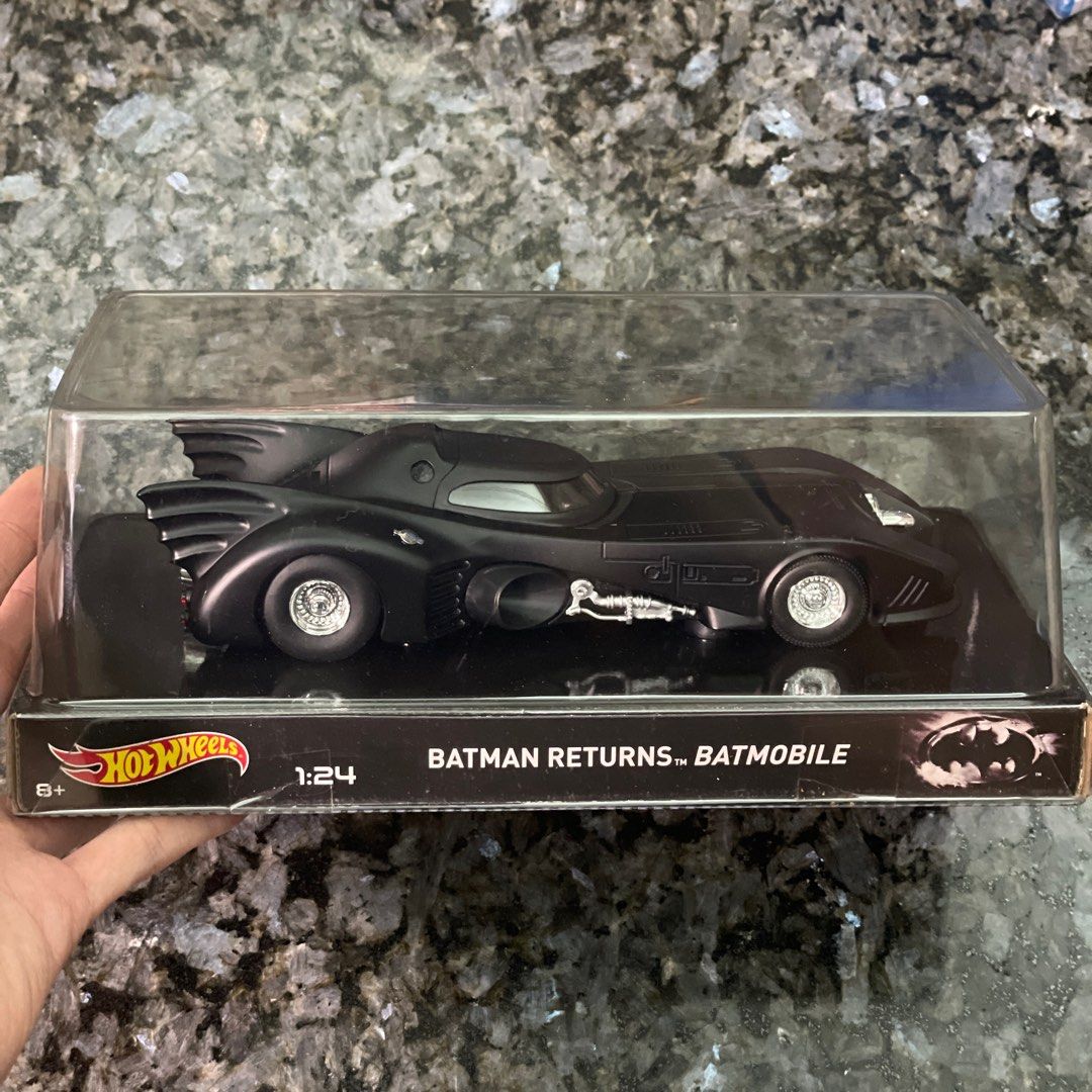 蝙蝠俠蝙蝠車BATMAN RETURNS BATMOBILE 1:24 HOTWHEELS HOT WHEELS