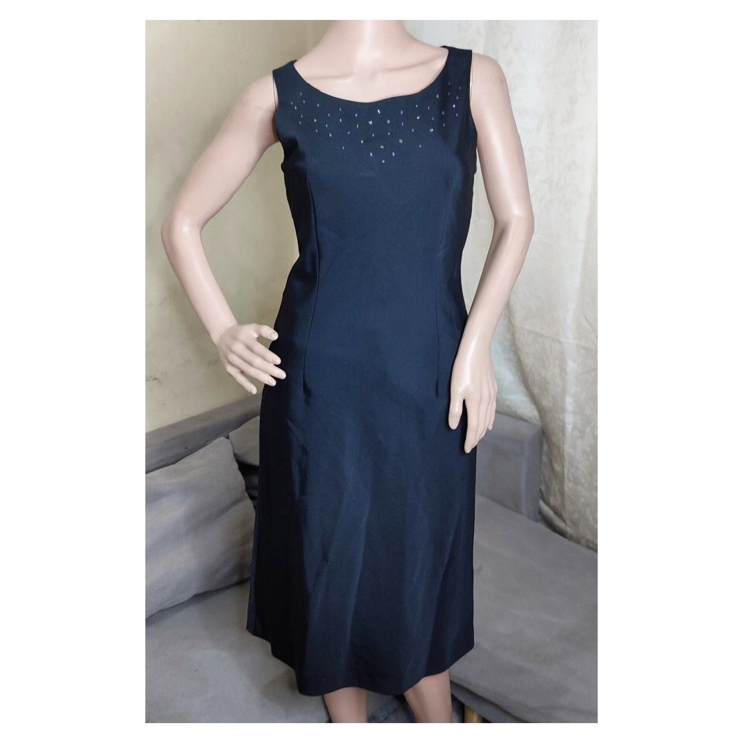 black below the knee dress Norma Kamali Maria flared dress Product ID Formal Dress Cute Below The