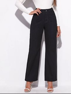 (Category: ) located in . Submitted by onlygoodpreloved (Listing ID 1239793426, Image 1). Description: .