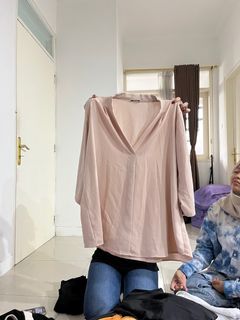 blouse peach size M to L
