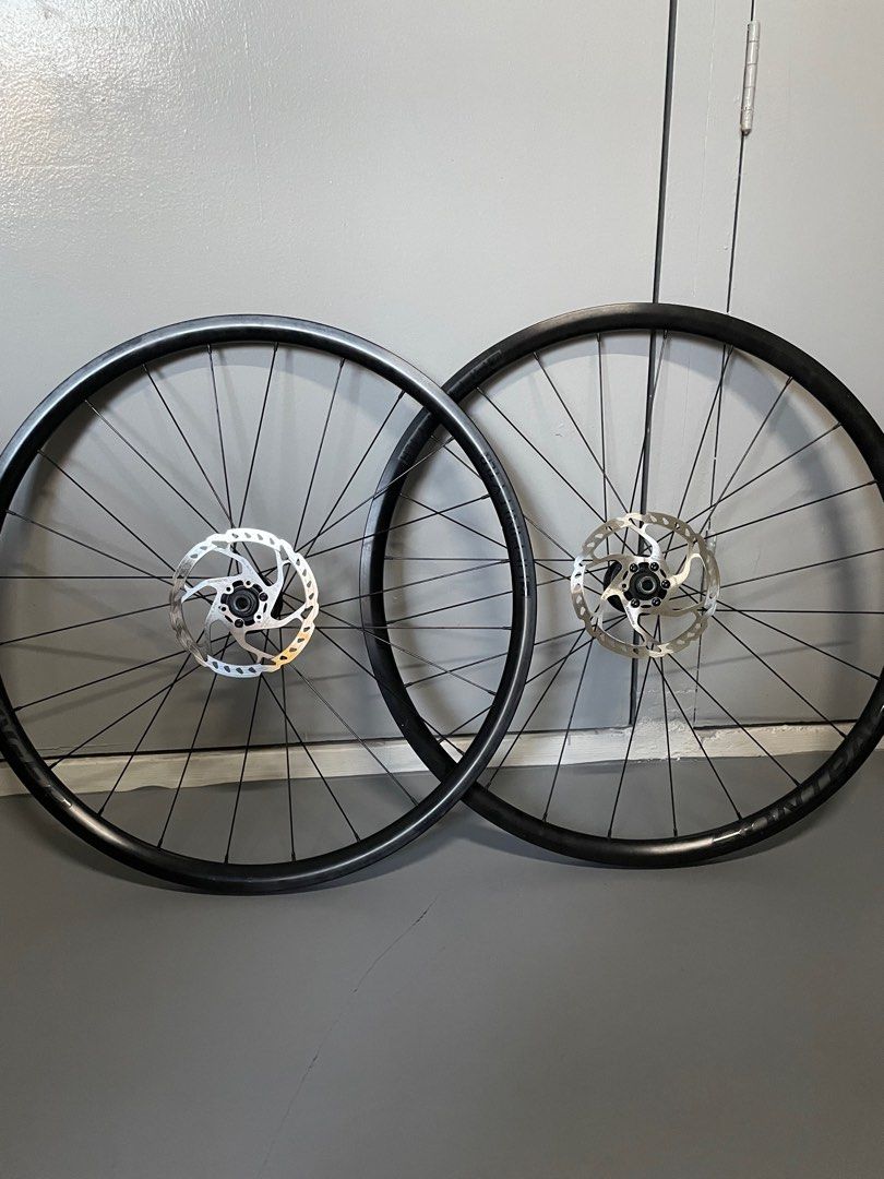 Bontrager affinity 2025 tubeless