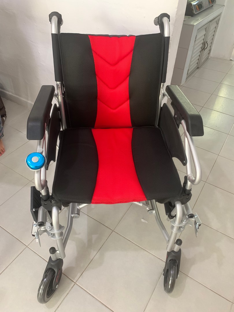 Brand new DNR wheelchair, Health & Nutrition, Assistive & Rehabilatory