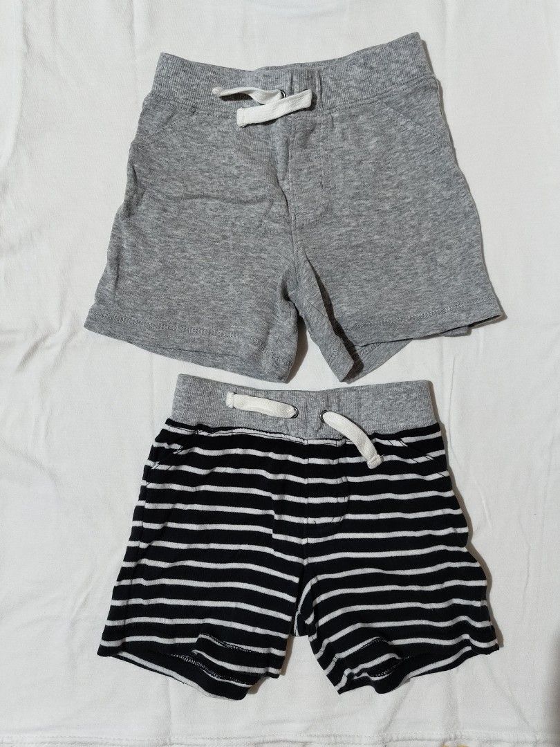 Carters Baby Boys Shorts Set (Category: Babies & Kids Fashion) located in Paranaque City. Submitted by ysabelscorner (Listing ID 1239800059, Image 3). Description: SF co buyer (Lalamove / Grab) MOP Gcash Pick-up location: Paranaque *Selling low. Migrating Dec 2023. Help me declutter :)*.