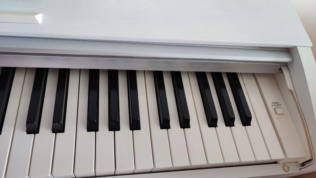 Casio Electric Piano Privia PX 7WE