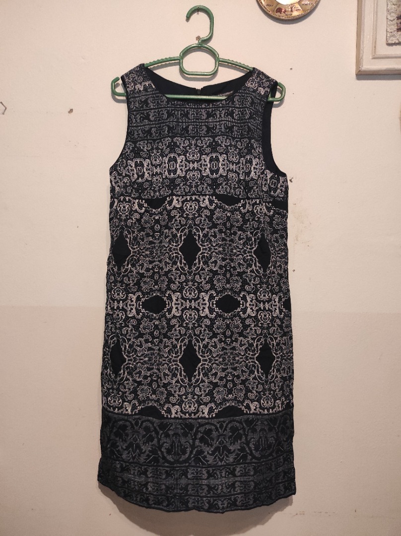 Chelsea and sale theodore dresses