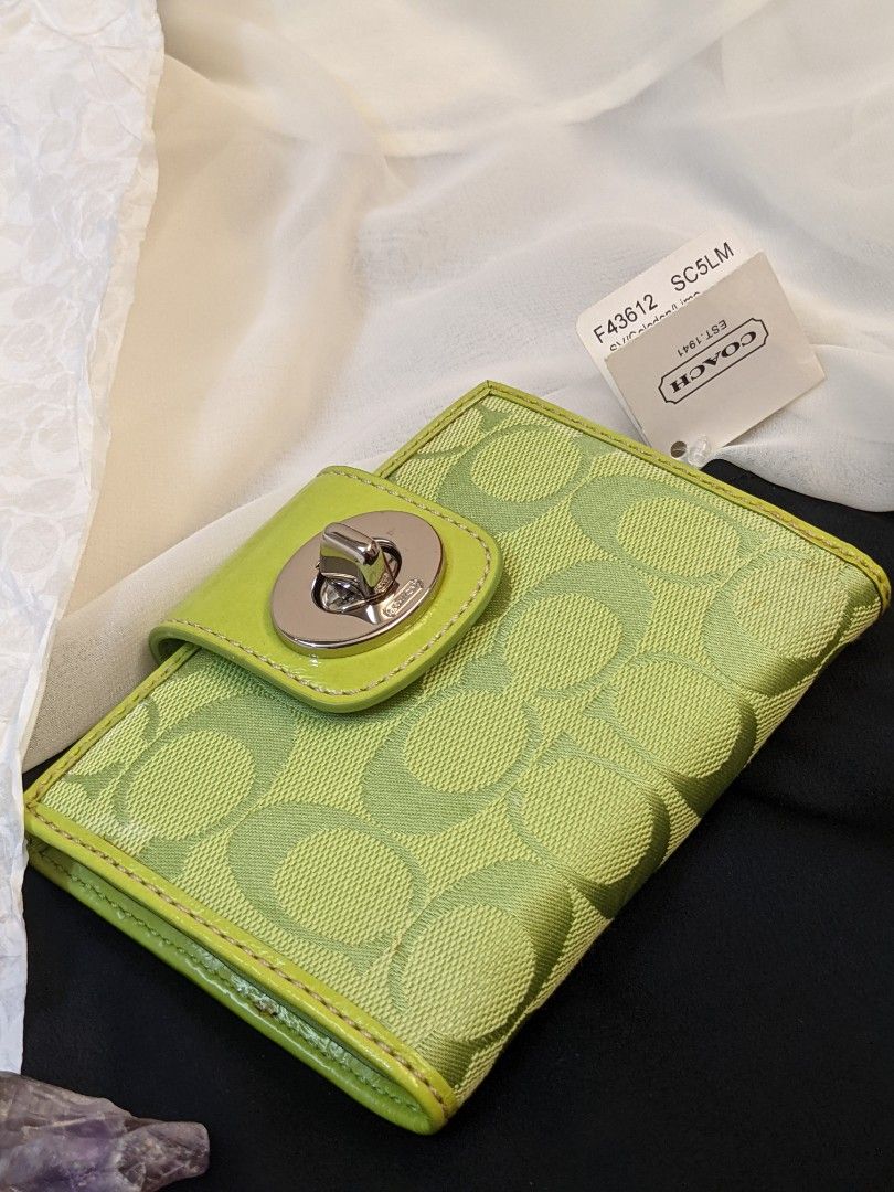 Lime coach wallet new arrivals