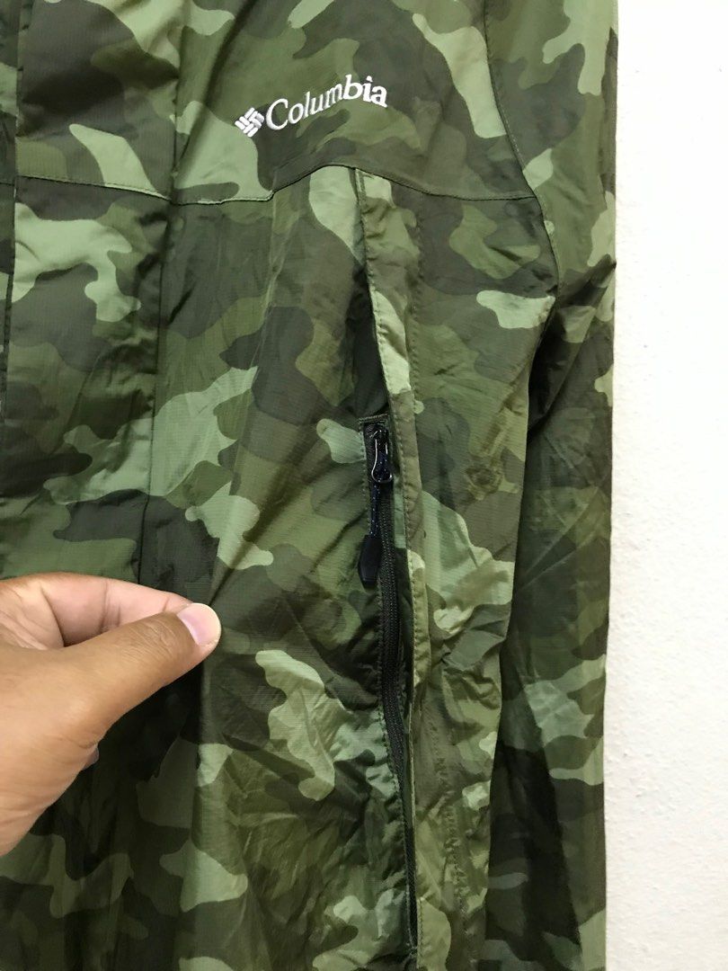 Columbia camo windbreaker hot sale