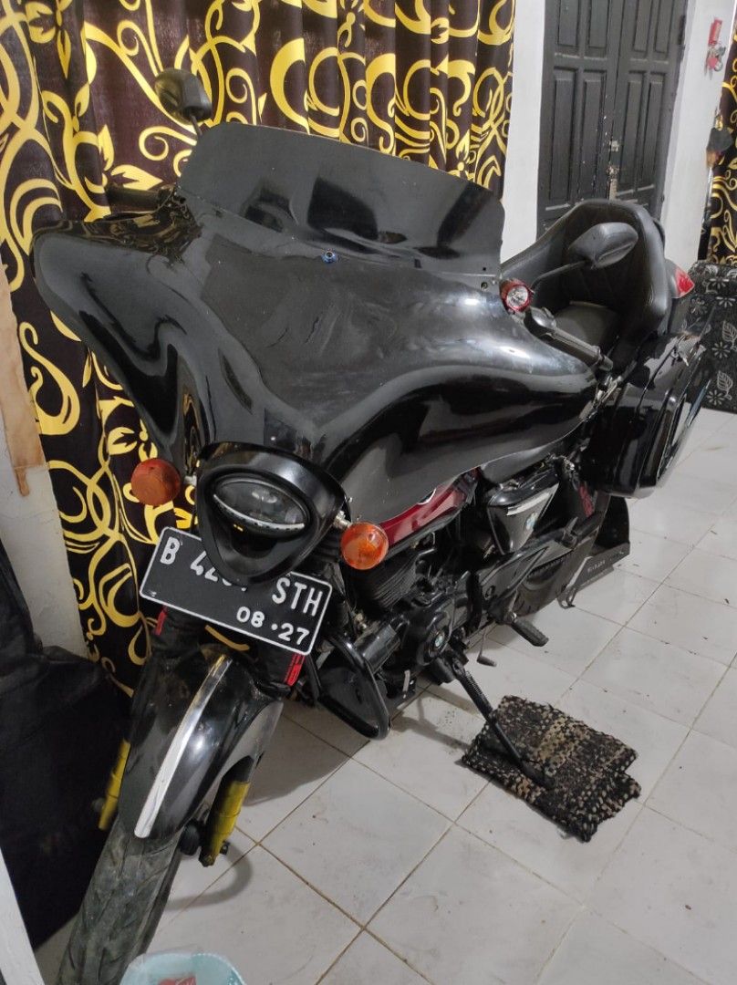 bajaj pulsar custom