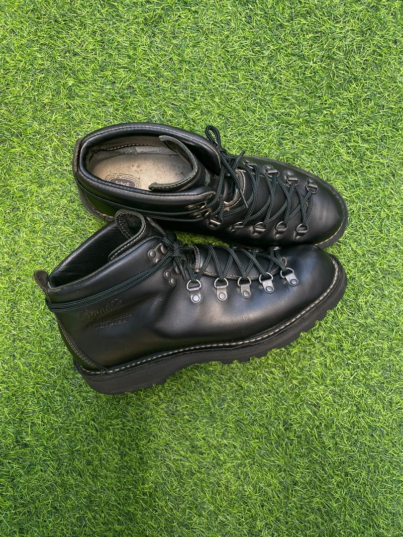 Danner Mountain Light II Black Boots, Men's Fashion, Footwear