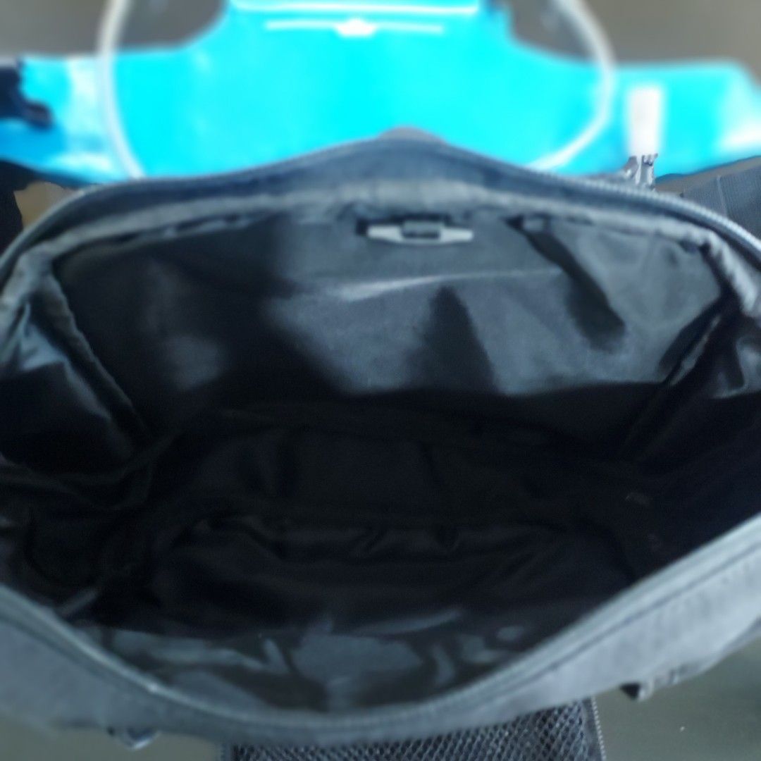 Decathlon Rockrider Waist Bag With Water Bladder, Men's Fashion, Bags, Belt bags, Clutches and