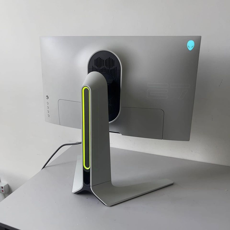 Dell ALIENWARE AW2721D WQHD 27インチ 240Hz www.sonapar.mg