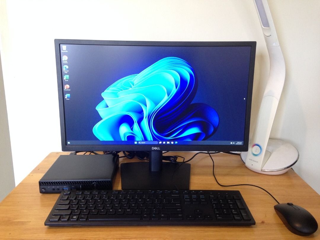 Dell Computer Set on Carousell