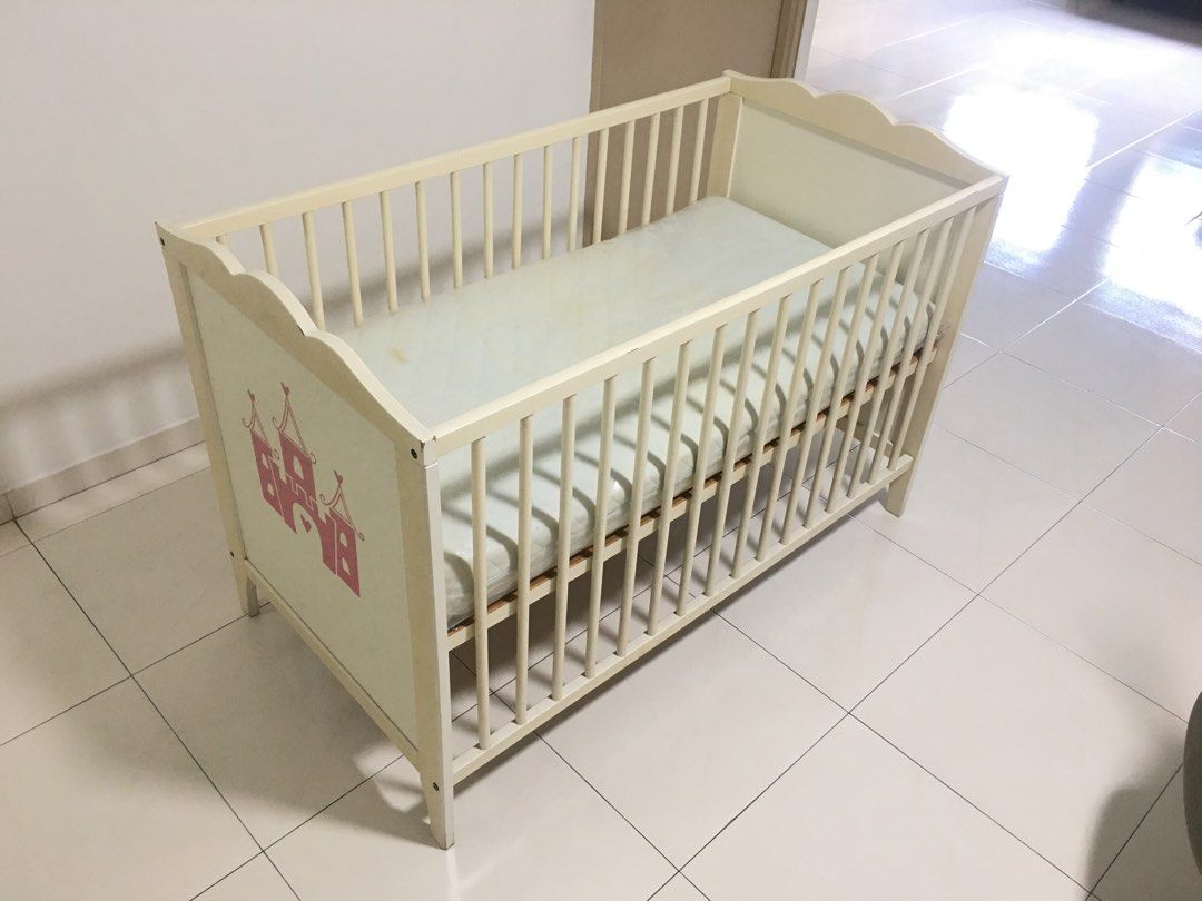 Donate Baby Cot, Babies & Kids, Baby Nursery & Kids Furniture, Cots