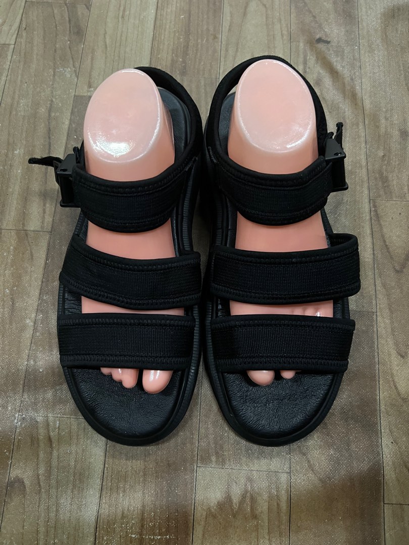 Dr martens hotsell effra