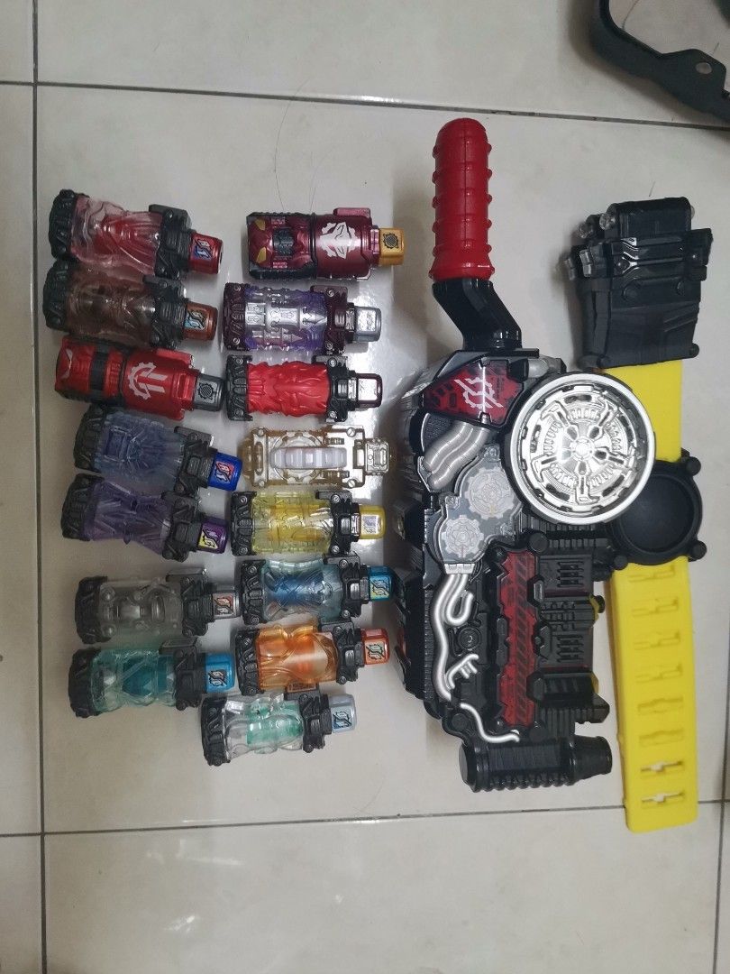 dx kamen rider build belt, Hobbies & Toys, Toys & Games on Carousell