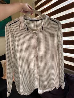 Forme Polkadot Longsleeves Button Up Shirt