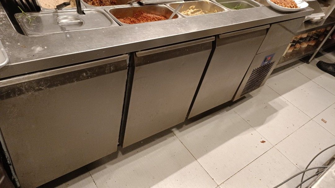 Fridge Refrigerator Door Gasket Seal Rubber Repair and Servicing, TV